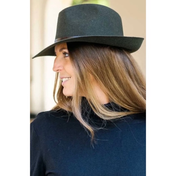 Travaux En Cours Fedora In Loden Woman Wool Hat NWOT Size 58 FRANCE - Picture 2 of 5